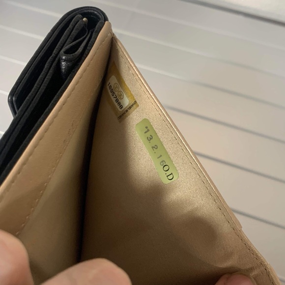 Chanel black wallet - Picture 12 of 15
